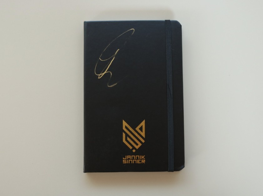 Diary - Autographed by Jannik Sinner