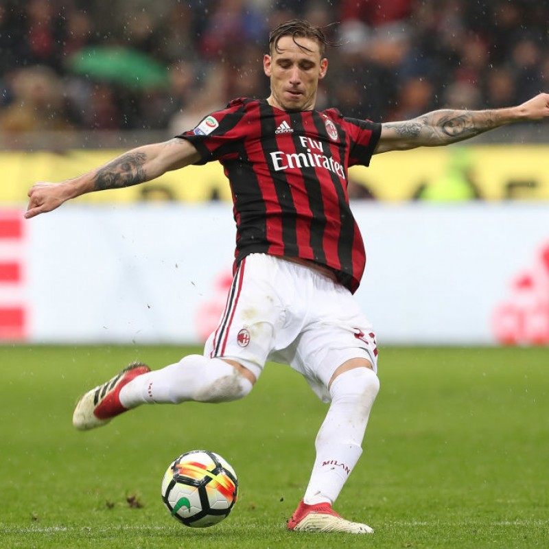 Biglia's AC Milan Match-Issue/Worn and Signed Shirt, 2017/2018