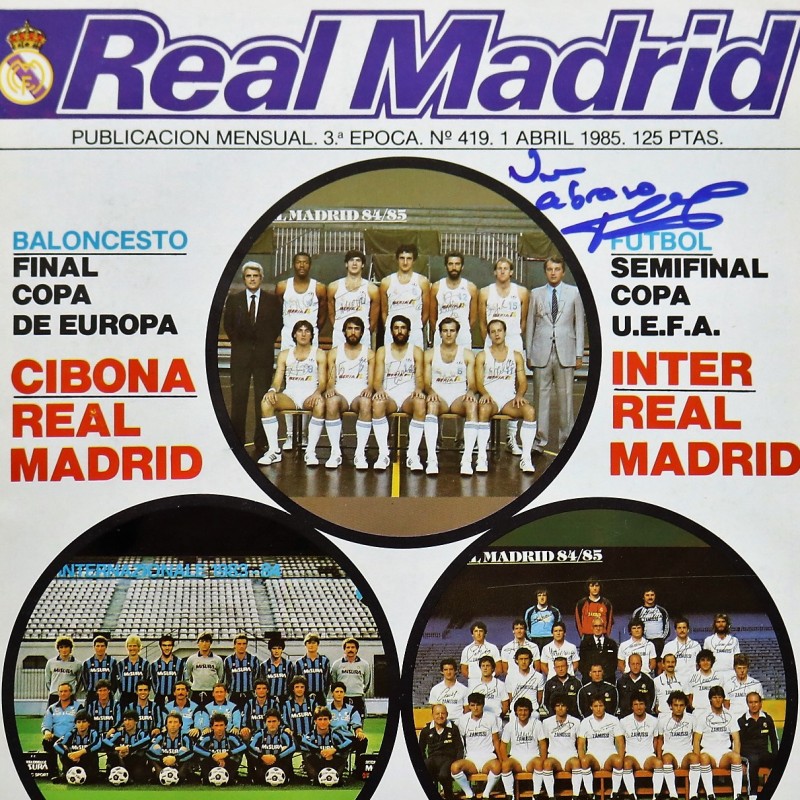 Real Madrid 1985 Historical Magazine - Signed by Fernando Romay