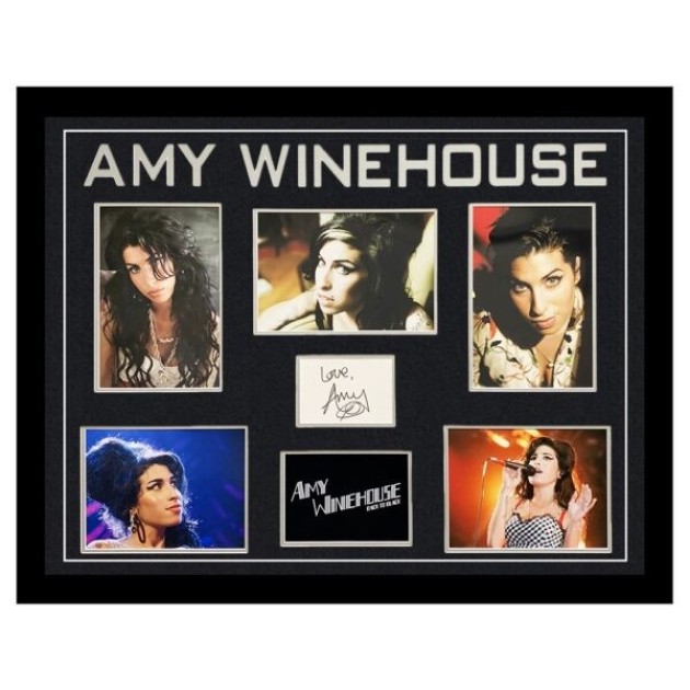 Display autografato di Amy Winehouse