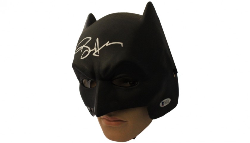 Batman vs Superman: Dawn of Justice - Maschera di Batman Autografata da  Ben Affleck - CharityStars