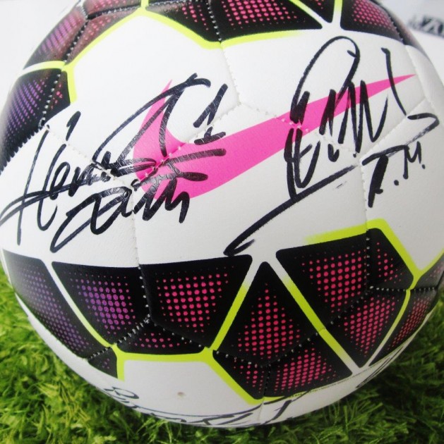 Serie A match ball signed by Inter players, 2014/2015 season
