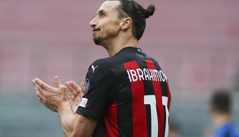 Zlatan Ibrahimović AC Milan Signed Shirt 