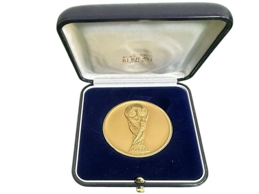 Medal - Presented to the Participants of Italy, World Cup Final 2006