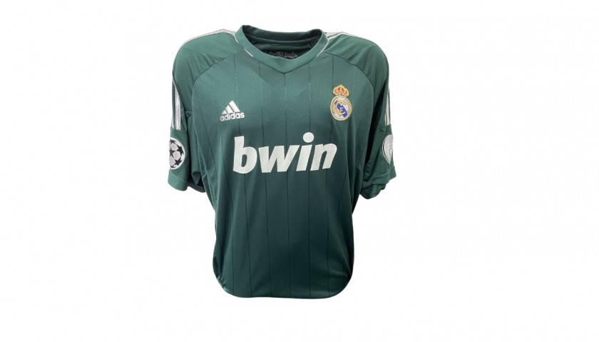 Jordan on X: Cristiano Ronaldo signed Real Madrid 2012/13 Home Shirt. 