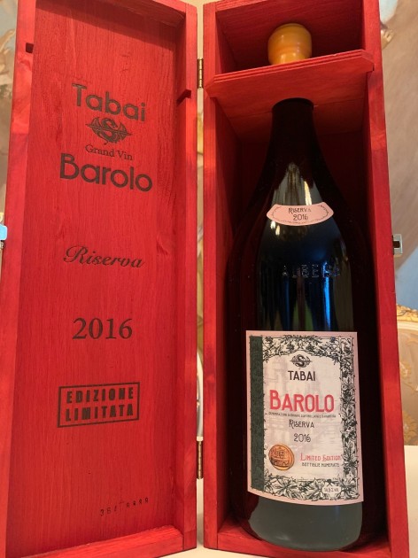 Bottiglia Jeroboan Doppia Magnum di Barolo Tabai Gran Vin, Riserva 2016 - Edizione Numerata