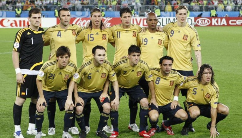 Spain 2010 Away Shirt #6 A.Iniesta - Online Store From Footuni Japan