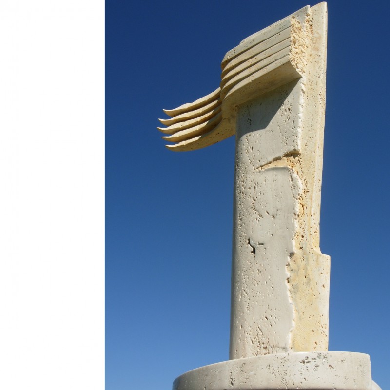 Burattini "Venti" - travertine sculpture - 70x45x25 cm