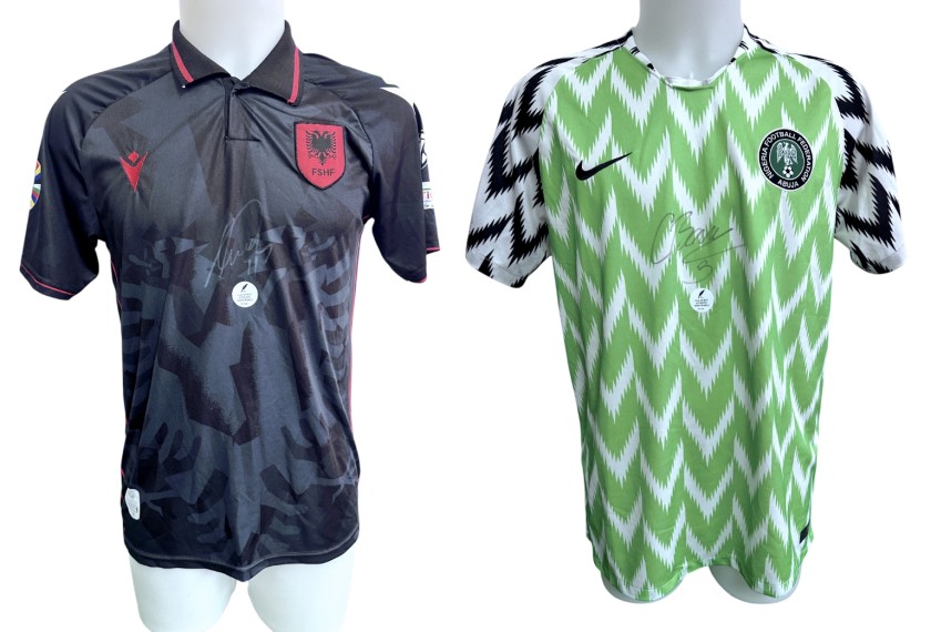 Collezione di Due Maglie Replica Albania e Nigeria - Autografate da Anis Mehmeti e Calvin Bassey