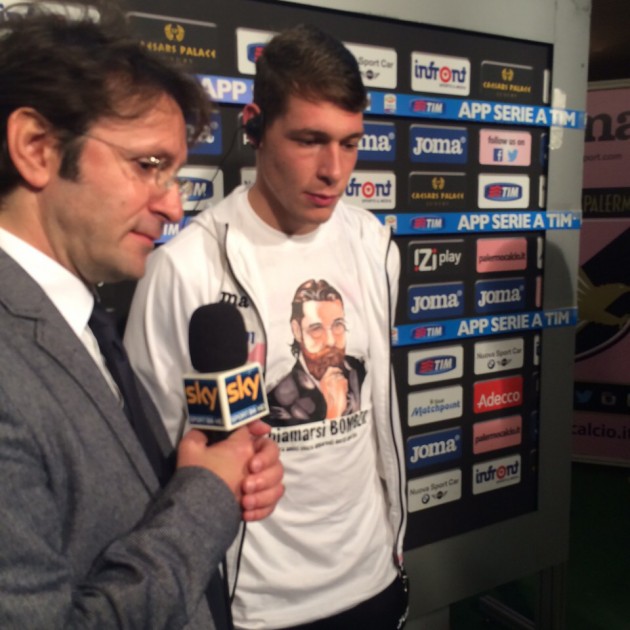 Customised Sneakers, worn and signed by Andrea Belotti