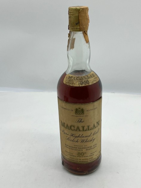 Highland Single Malt Scotch "Whisky Sherry Oak 18 Years Old" 1960 - The Macallan