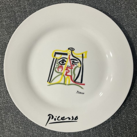 "The Kiss" Plate by Pablo Picasso