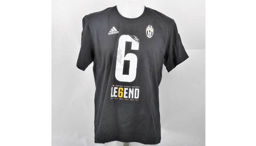 Juventus Scudetto T-shirt - Signed by Sami Khedira