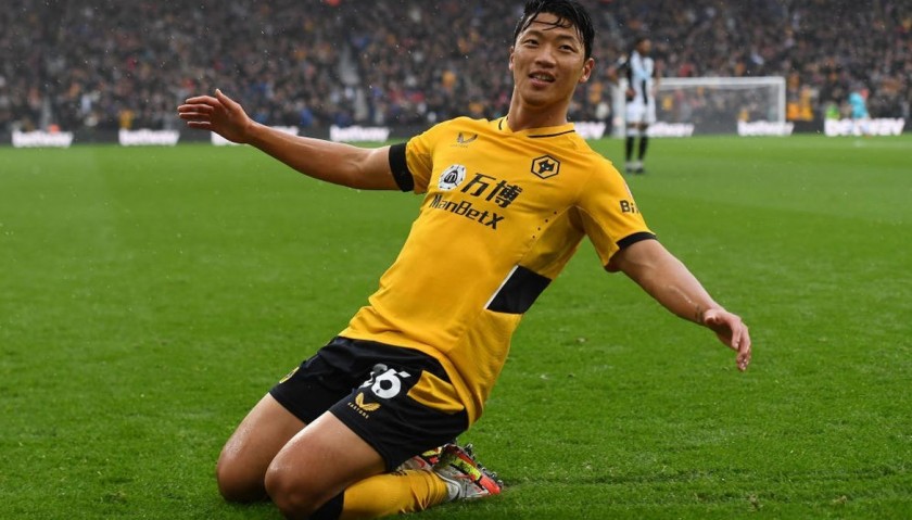 Maglia Hwang Hee-chan Wolves, 2021/22 - Autografata