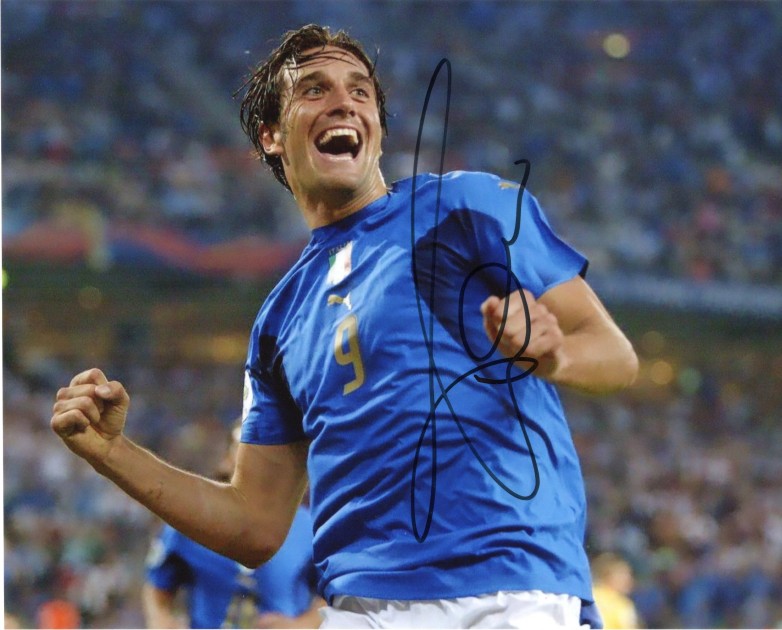 Photograph signed by Luca Toni