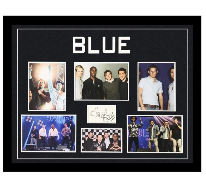 Display foto autografato dai Blue