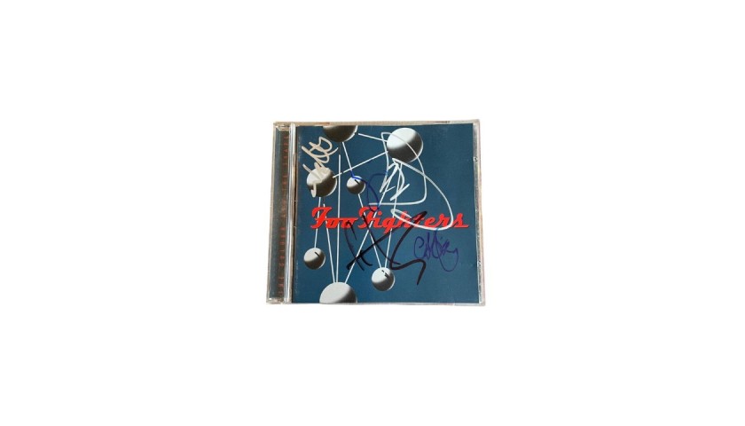 CD The Colour and the Shape autografato dai Foo Fighters - CharityStars