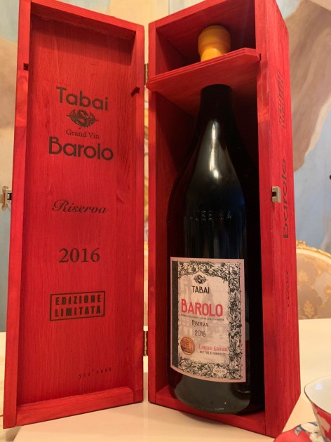 Bottiglia  jeroboan 3 litri di Barolo Tabai Gran Vin, Riserva 2016 - Edizione Limitata