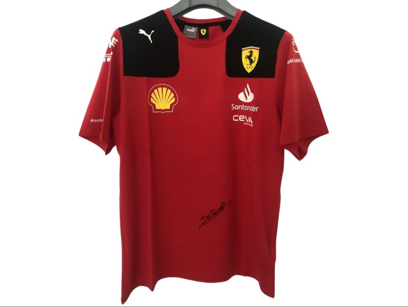 T-shirt ufficiale Leclerc Scuderia Ferrari, 2023 - Autografata