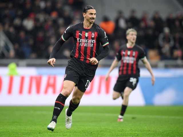Ibrahimovic Official AC Milan Signed Shorts, 2022/23
