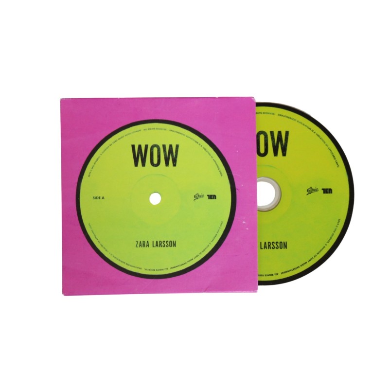 CD "Wow" + Poster autografato da Zara Larsson