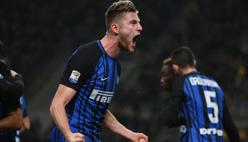 Watch the Inter-Napoli Match from the Ground Box + Walkabout
