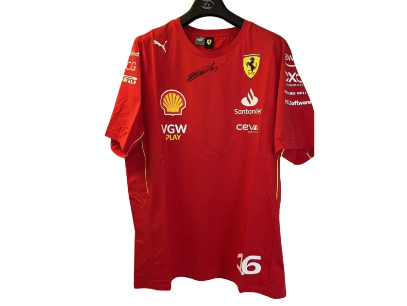 T-shirt ufficiale Scuderia Ferrari, 2024 - Autografata da Charles Leclerc