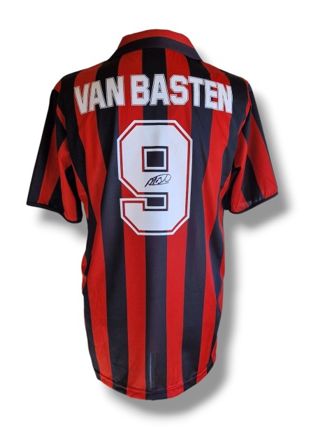 Maglia Milan firmata da Marco van Basten