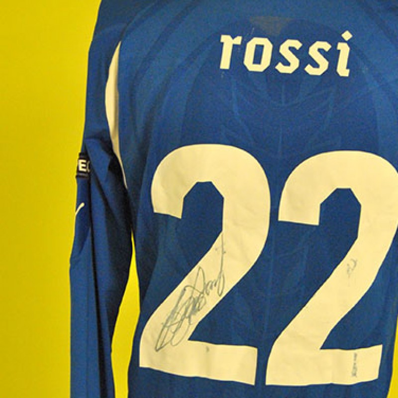Maglia di Rossi indossata nelle qualificazioni ai Campionati Europei 2012 e autografata