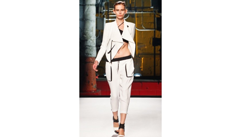 Attend New York Fashion Week S/S 20: Helmut Lang 
