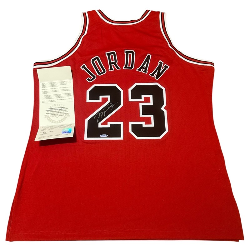 Michael Jordan Chicago Bulls NBA Finals Signed Jersey, 1997/98 - Upper Deck COA