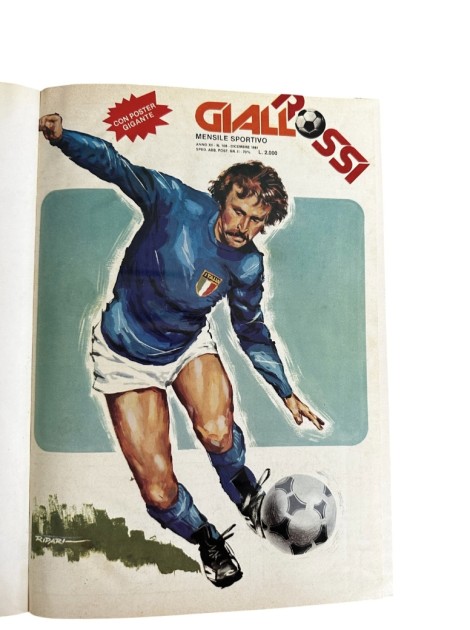 Vintage Mixed Bound Volumes of “Roma Giallorossa” Magazine, 1983-1984