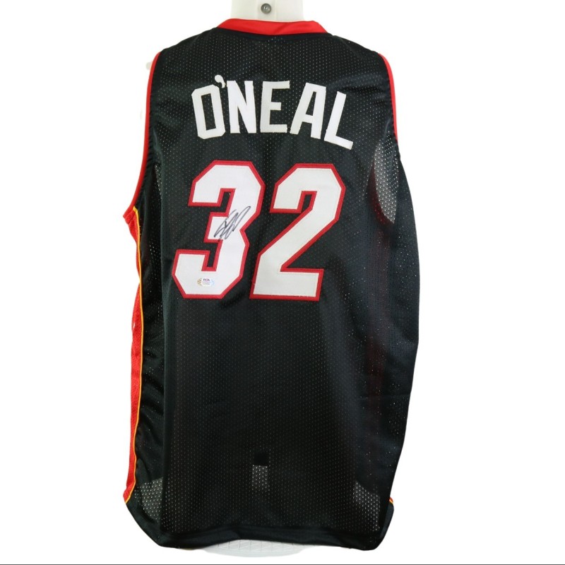 Official Jersey Signed by Shaquille O'Neal