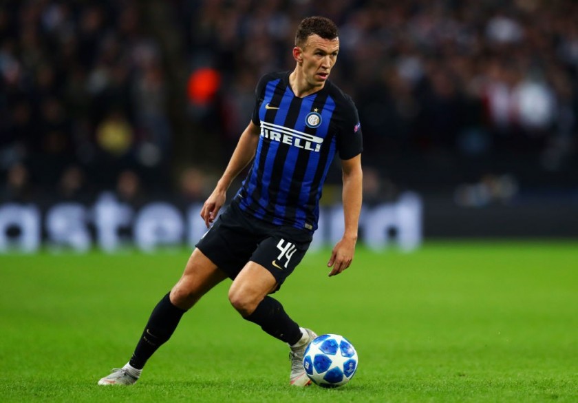 Perisic Official Inter Signed Shirt, 2018/19