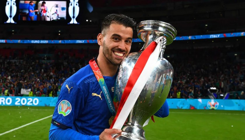 Meet Spinazzola and Receive his Match-Issued Euro 2020 Final Shirt