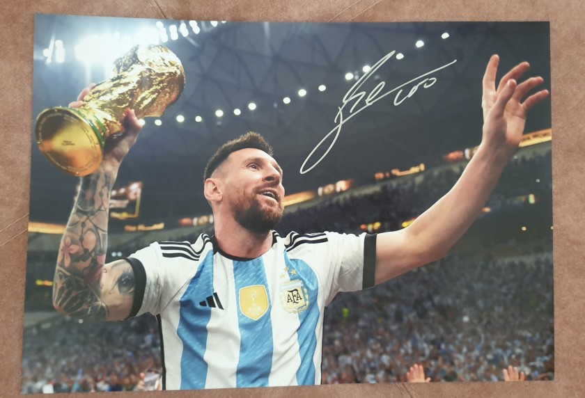 Lionel Messi Signed Official Argentina National Team Shirt, 2022 -  CharityStars