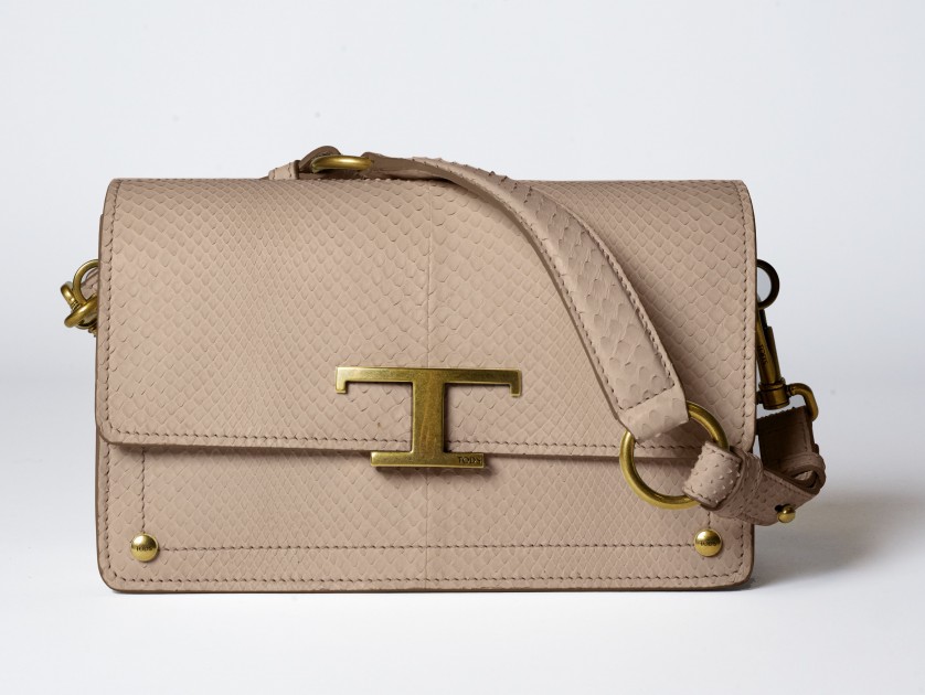 T Timeless Tod's