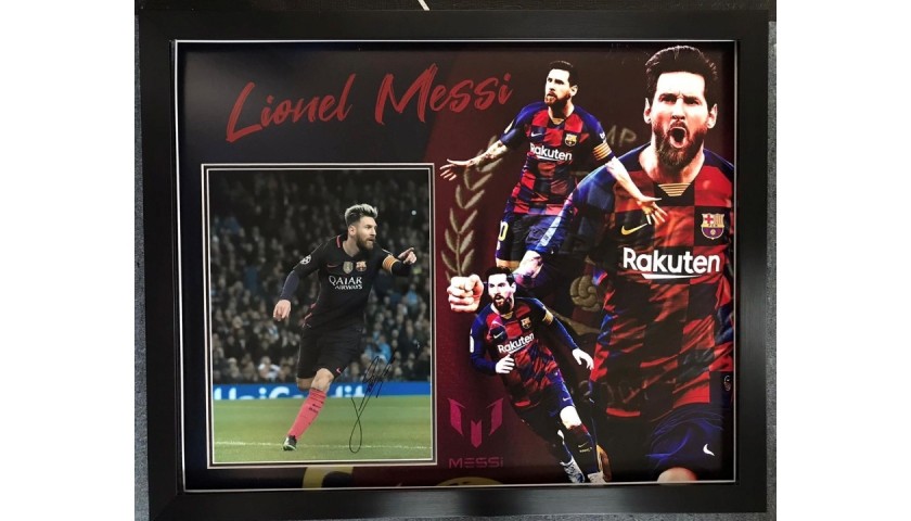 Signed Lionel Messi Barcelona Football Photo Display