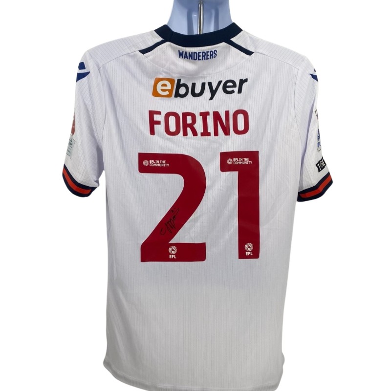 La maglia firmata di Chris Forino del Bolton Wanderers indossata durante la partita