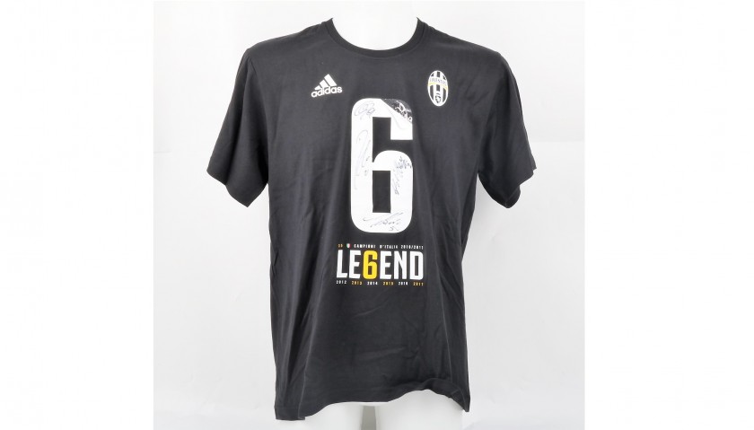 Juventus Scudetto T-shirt - Signed by Players