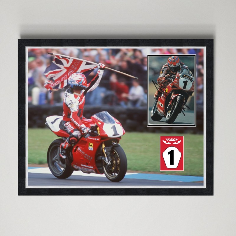 Display autografato da Carl Fogarty