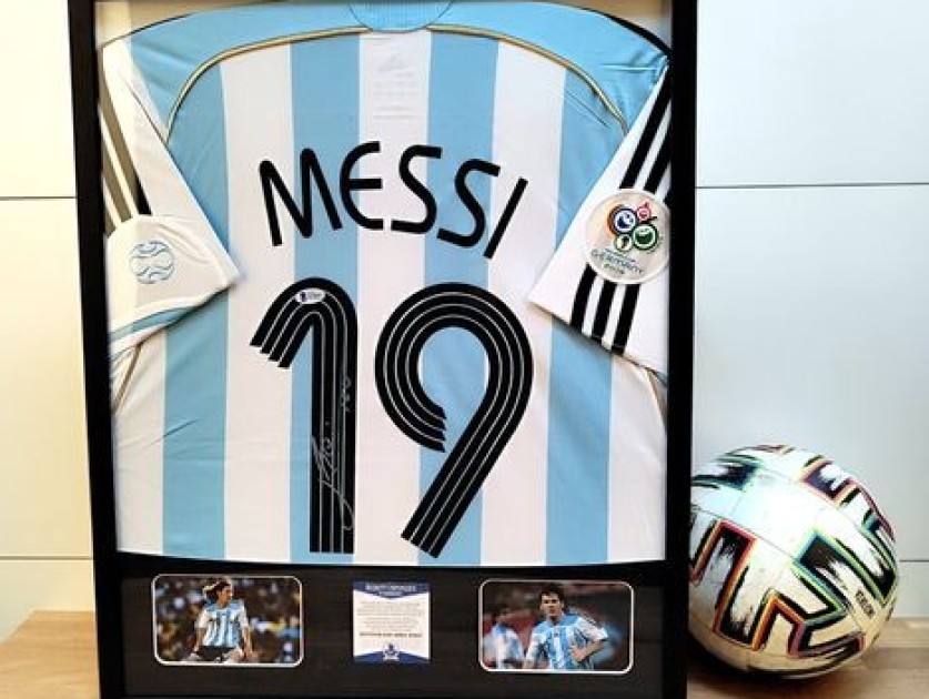Messi's Argentina Signed and Framed Shirt