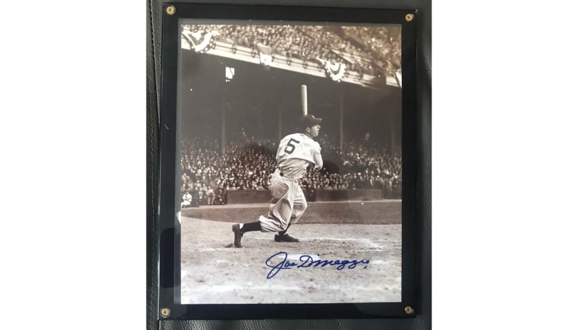Joe DiMaggio Signed Framed Photograph