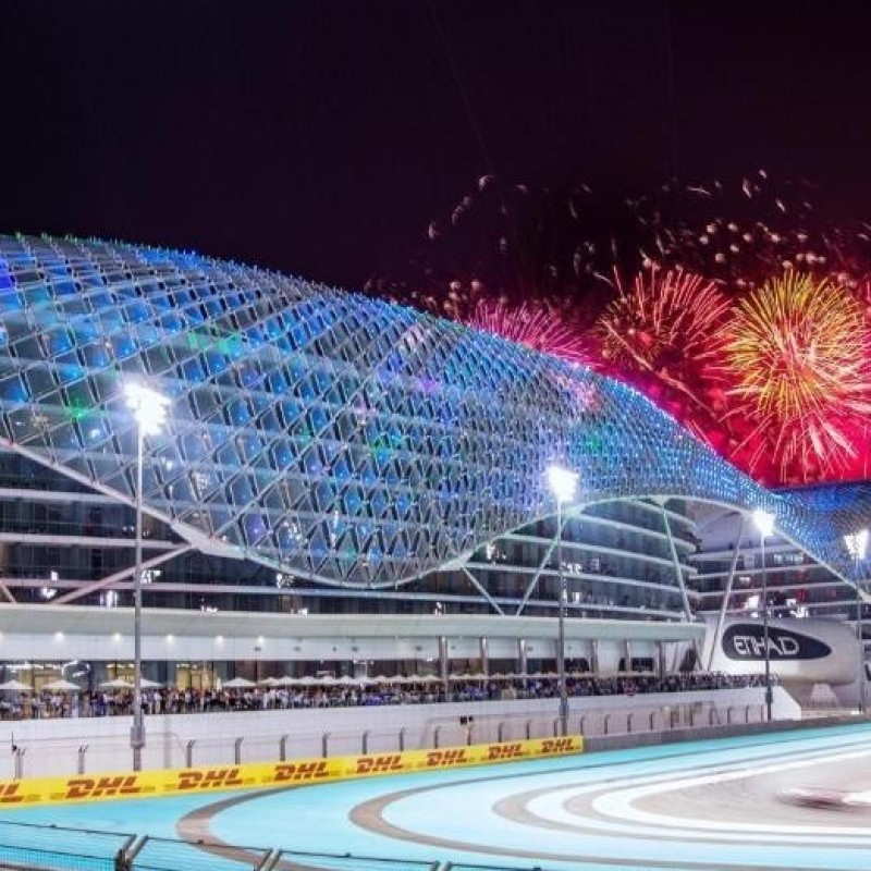 5 Star Abu Dhabi Formula One Grand Prix 2024 Package for Two