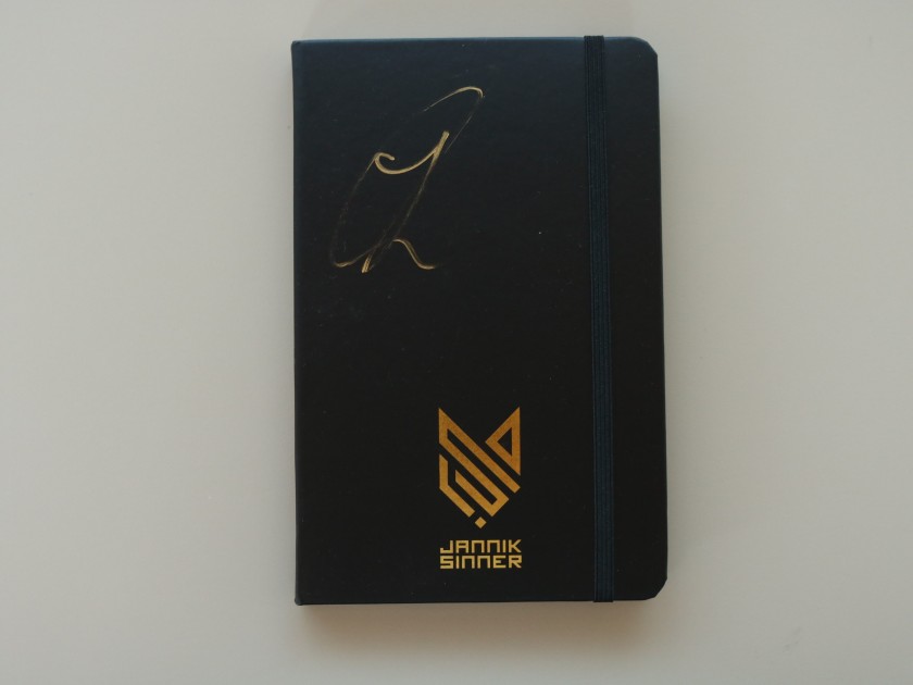 Diary - Autographed by Jannik Sinner