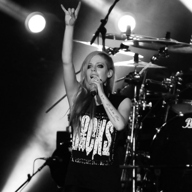 Early Access VIP Tickets for Avril Lavigne in London, United Kingdom April 1