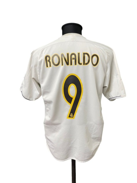 Ronaldo Official Real Madrid Shirt, 2004/05