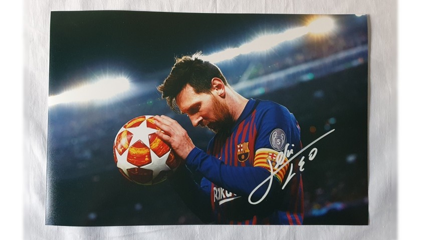 Photograph Signed by Lionel Messi