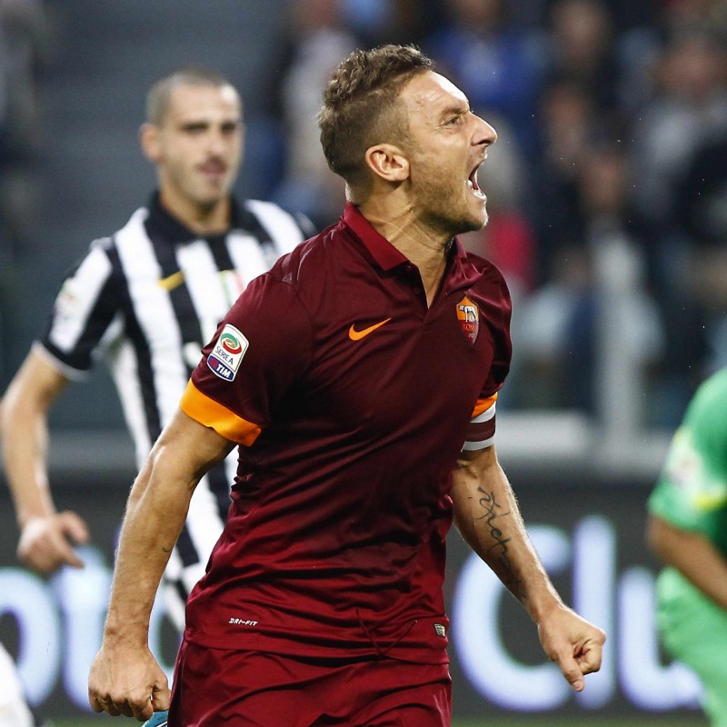 Totti's Worn Shirt, Juventus-Roma 2014