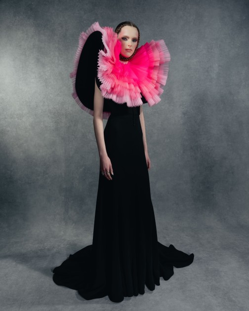 Attend the Viktor & Rolf Show at Paris Haute Couture F/W 2026/27